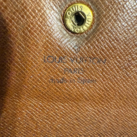 Louis Vuitton Monogram Canvas Pochette Passport Wallet - Picture 12 of 16